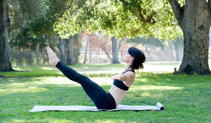 Pilates: The Difference Between Mat And Reformer | HuffPost Australia Life