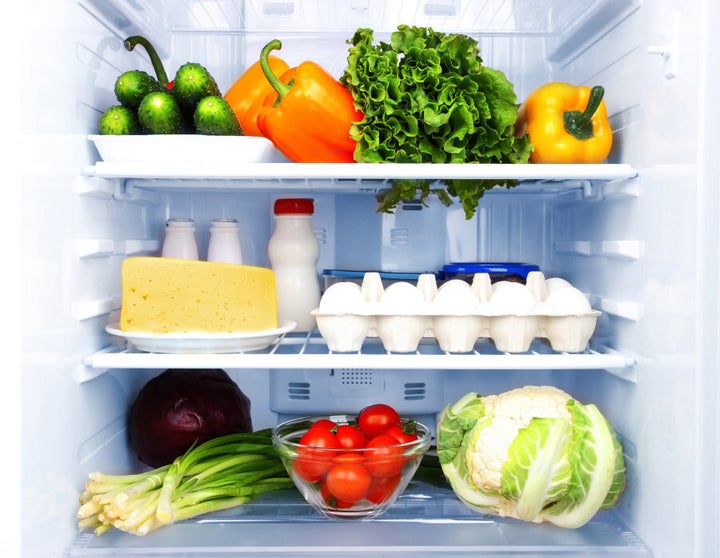 Foods which need refrigeration generally have use by dates.