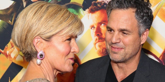 Julie Bishop with Mark Ruffalo at the Sydney premiere of Thor: Ragnarok.