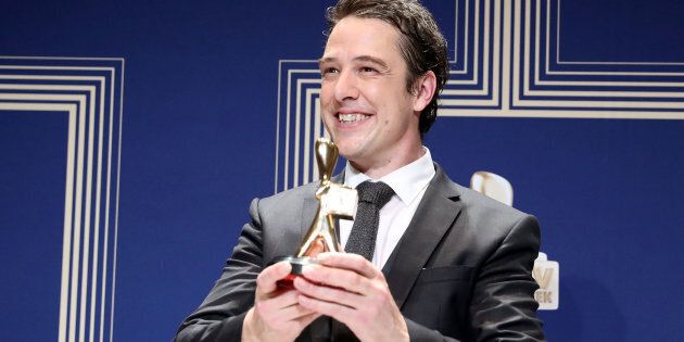 Samuel Johnson poses with the Gold Logie Award for Best Personality On Australian TV during the 59th Annual Logie Awards on April 23, 2017.