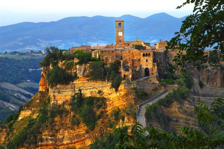The population of Civita di Bagnoregio varies from about 12 people in winter to more than 100 in summer.