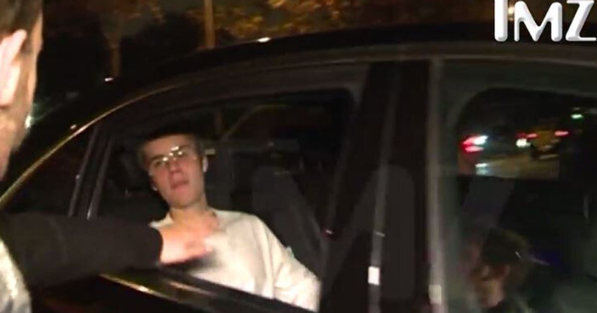 Justin Bieber Punches An Intrusive Fan In The Face From His Car