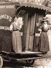 Muriel Matters organised a caravan to tour the UK to spread awareness of the suffragette campaign.