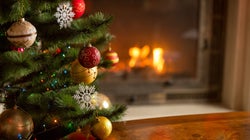 Experts Say Putting Up Christmas Decorations Early Can Make You
