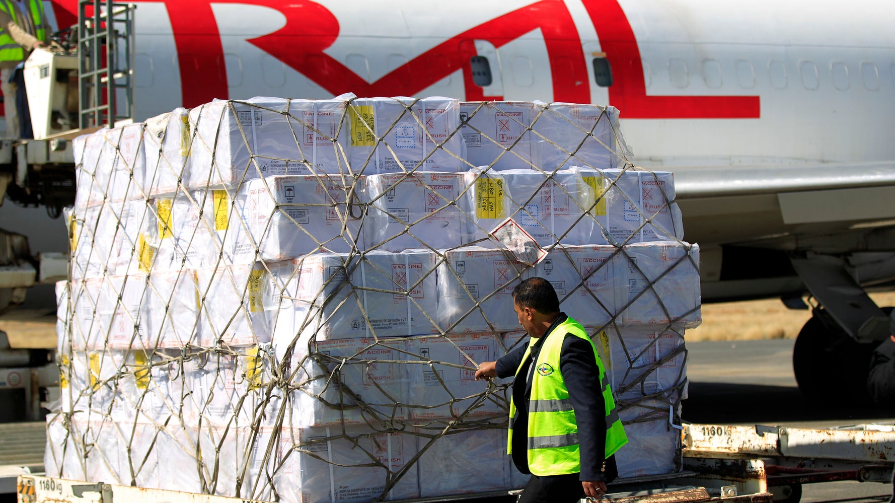 Medical Supplies, U.N. Aid Workers Reach Yemen After Blockade Eased