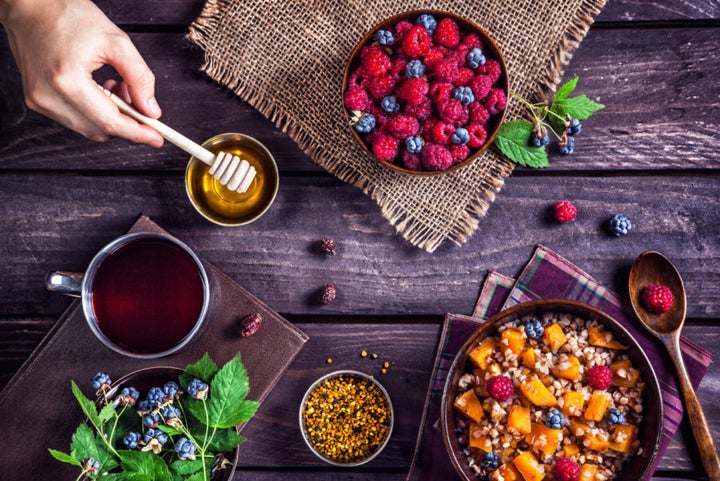 A healthy brekkie consists of: whole grains (oats or whole grain toast), fruit (or veg, for a savoury dish) and protein (nuts, yoghurt, protein powder).