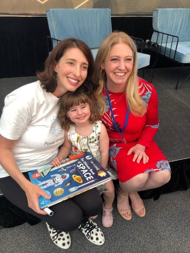 Green's space-obsessed daughter, Amélie, was lucky enough to meet Beth Moses, a former aerospace engineer at NASA.