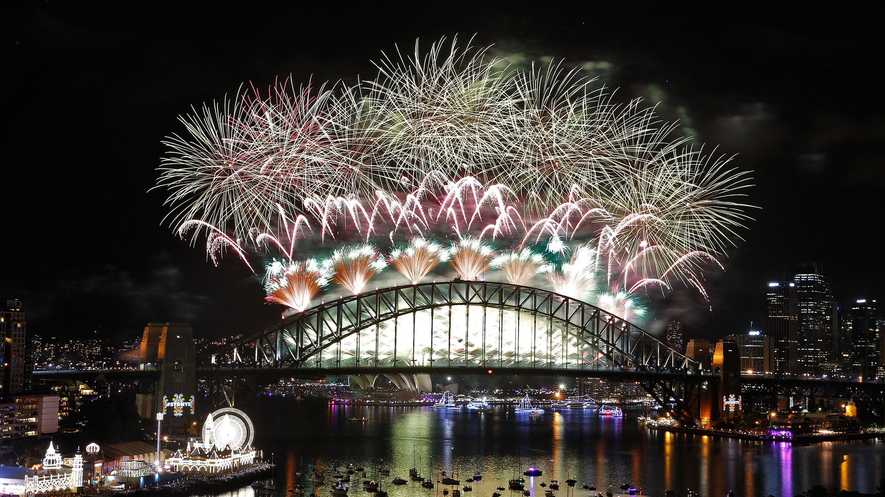 Where To Celebrate New Year&#039;s Eve 2016 Around Australia | HuffPost Australia Entertainment