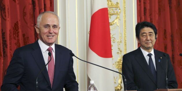 Australian Prime Minister Malcolm Turnbull (L) speaks as his Japanese counterpart Shinzo Abe listens during their joint news conference at the Akasaka Palace state guesthouse in Tokyo, in 2015.