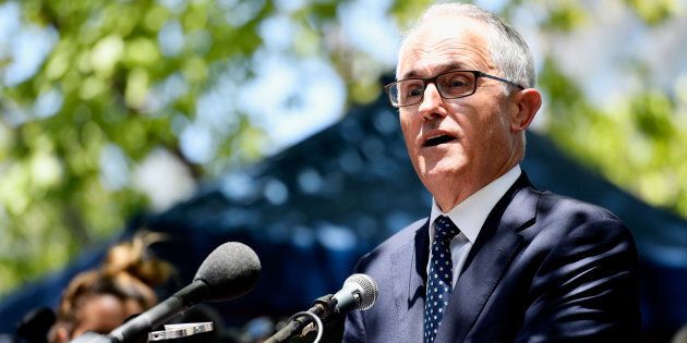 Prime Minister Malcolm Turnbull has laid a tribute at the memorial for those killed in Friday's tragic Melbourne car attack.