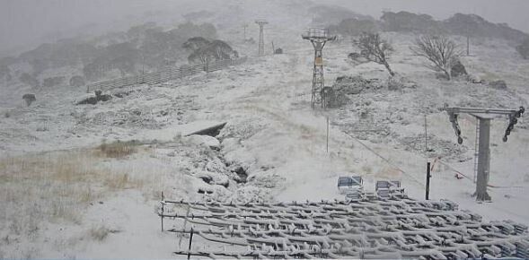 Probably still a bit early to put the chairs on the cable at perisher, but if it keeps snowing...