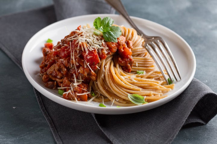 Tip: use lean mince (or lentils for a vego version) and wholemeal spaghetti.