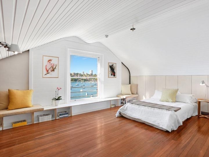 It's hard to believe this roof space/apartment went for $1 million. Then again, nothing is too crazy when it comes to Sydney real estate.