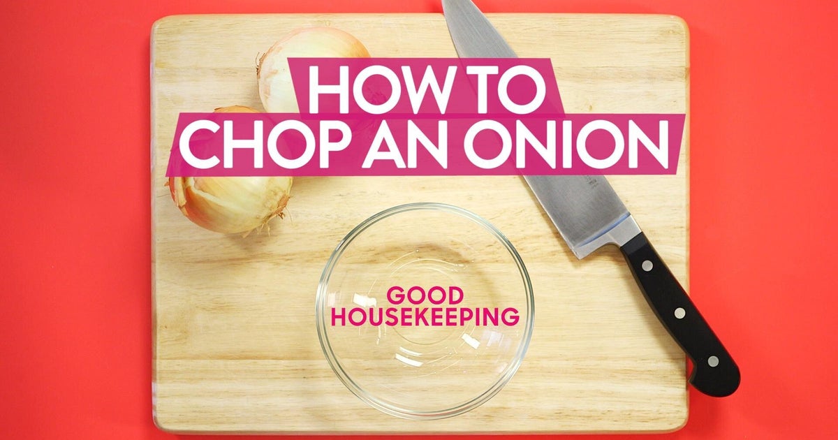 How To Quickly Chop Up An Onion Like A Pro Chef HuffPost Food & Drink