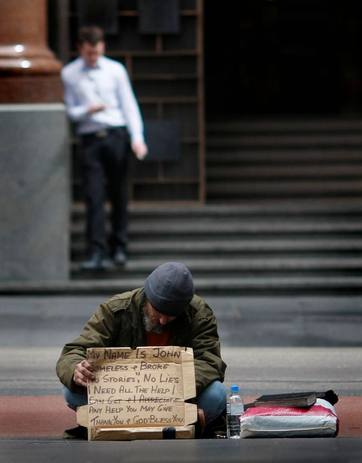 There are 105,237 Australians who are homeless.