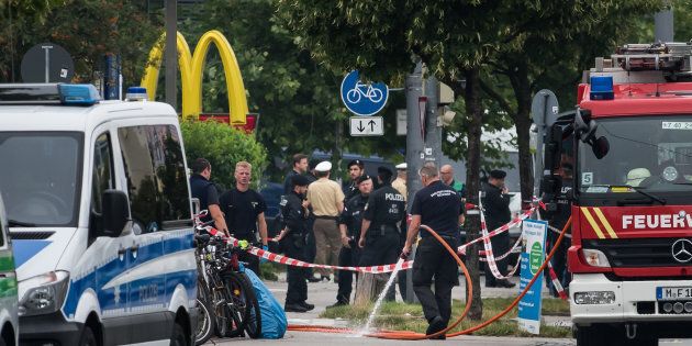 There is no indication the Munich gunman had links to Islamic State, according to German police.