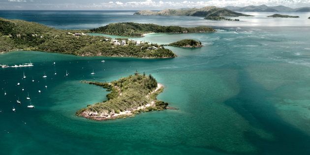 Earthquake Rocks Queensland North Of Hamilton Island Huffpost - earthquake rocks queensland north of hamilton island