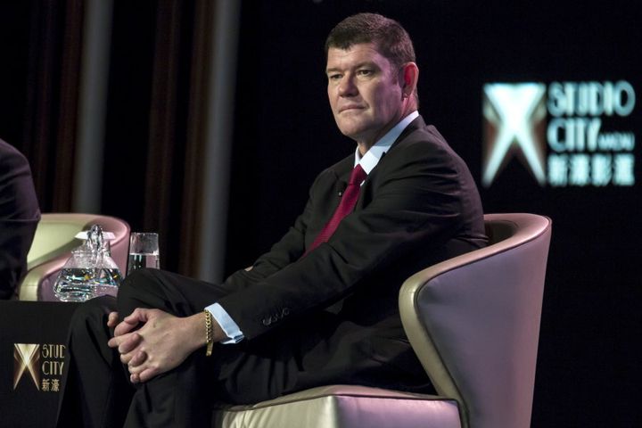 Australian billionaire James Packer, co-chairman of Melco Crown Entertainment, attends a news conference at Melco Crown's Studio City in Macau in 2015.