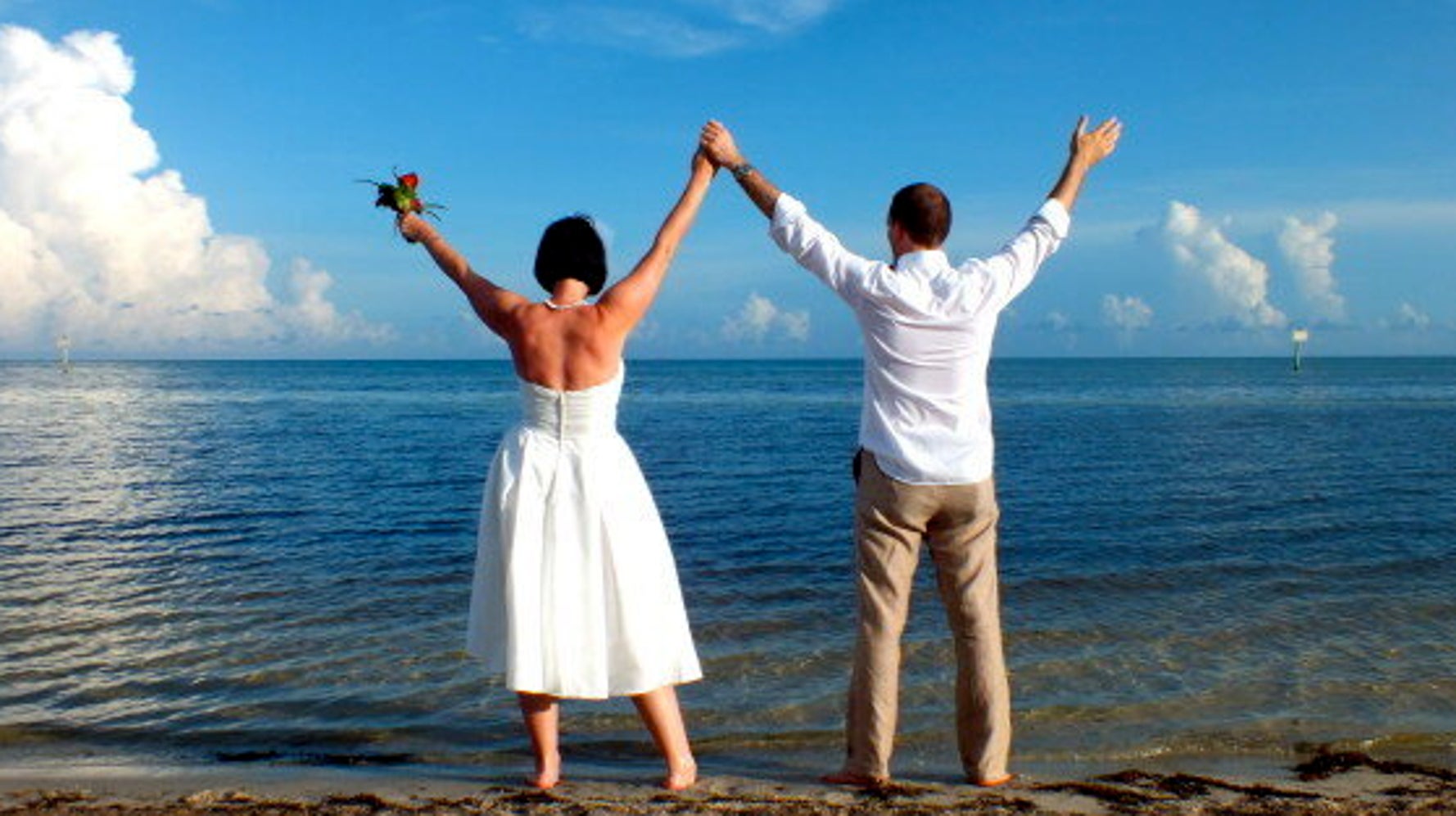 Wedding Cost What You Would Have Earned If You Invested Instead HuffPost Canada Life