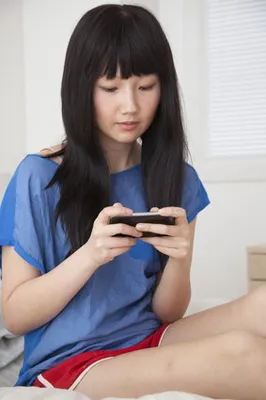 Solo Japanese School Girl Masturbation - Masturbating At Work Is More Common Than You Think | HuffPost Latest News