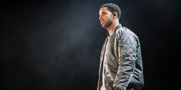 DUBAI, UNITED ARAB EMIRATES - MARCH 14: Drake performs on stage at Dubai International Cricket Ground on March 14, 2015 in Dubai, United Arab Emirates. (Photo by Helen Boast/Redferns via Getty Images)