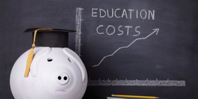 Big piggybank with a graduation cap is standing next to an education chart showing a rising trend in Education costs