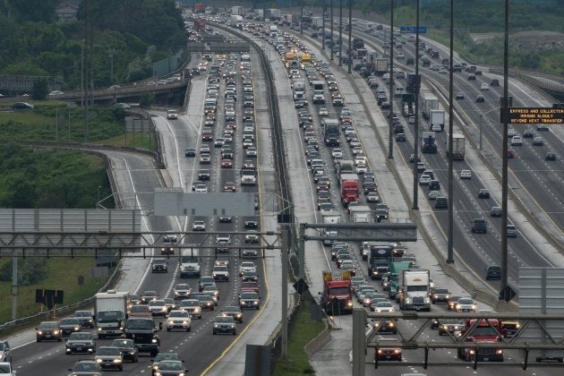 Afternoon traffic on Highway 401 east and westbound in Toronto, Ont.