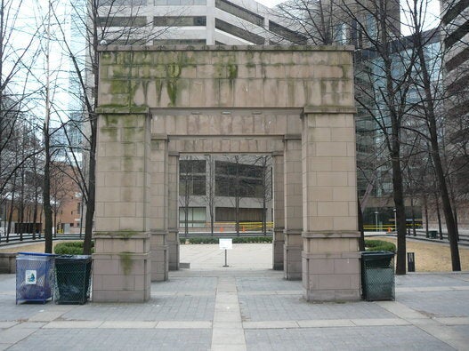 <strong>The Toronto Public Labyrinth, Toronto, Ontario</strong>