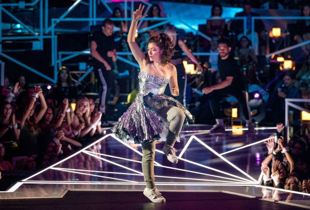 Lorde performs onstage during the 2017 MTV Video Music Awards at The Forum on August 27, 2017 in Inglewood, California. (Photo by Christopher Polk/MTV1617/Getty Images for MTV)