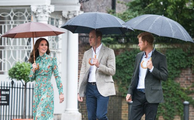 Prince William, Duke of Cambridge, Catherine, Duchess of Cambridge and Prince Harry visit The Sunken Garden at Kensington Palace on August 30, 2017 in London, England. The garden has been transformed into a White Garden dedicated in the memory of Princess Diana, mother of The Duke of Cambridge and Prince Harry. (Photo by Samir Hussein/Samir Hussein/WireImage)