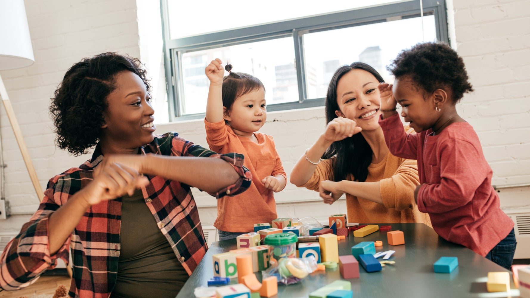 How To Enjoy Playing With Your Kids When You Don't Like Playtime | HuffPost Canada Parents