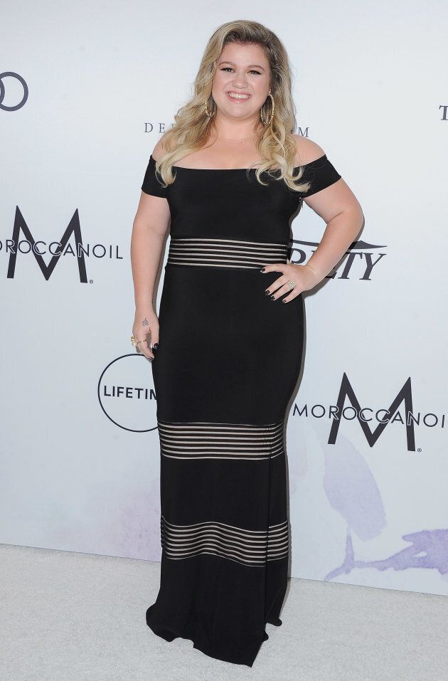 Kelly Clarkson arrives at Variety's Power Of Women: Los Angeles on October 13, 2017.
