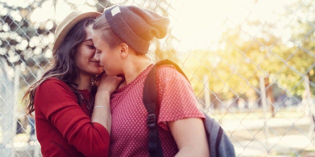 Im Dating A Woman For The First Time Heres Whats Different Huffpost Canada Life 