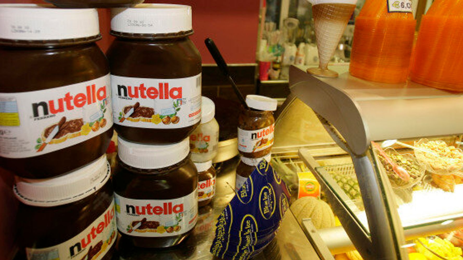 5KG NUTELLA IN AMSTERDAM, Travel and Share