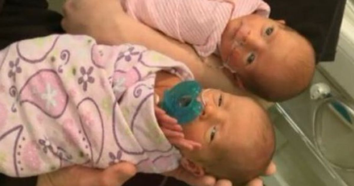 Mom Gives Birth To Rare Twins Not Knowing She Was Pregnant Huffpost Life