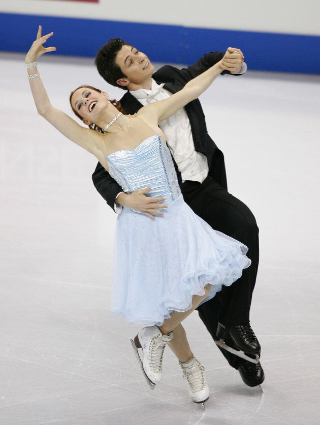 Virtue and Moir perform at Skate Canada on Nov. 2, 2006 in Victoria, B.C.