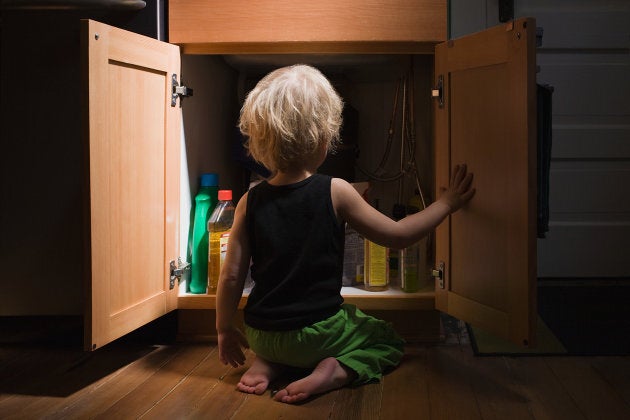 Child Door Locks Are A Baby Proofing Item You Don T Want To Skip Huffpost Canada Parents