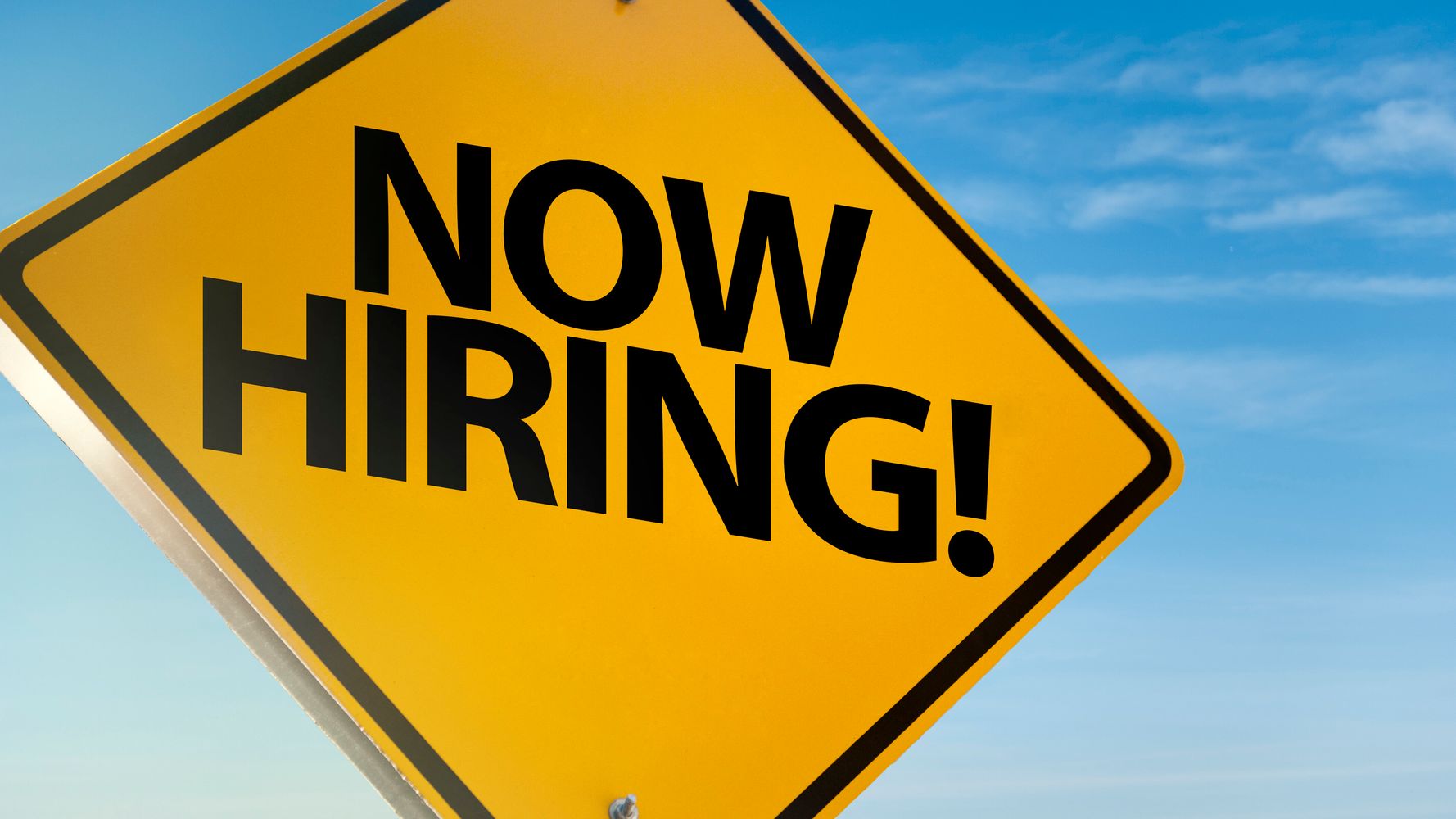 Canada’s Labour Shortage Intensifies, With Nearly 400,000 Vacant Jobs ...