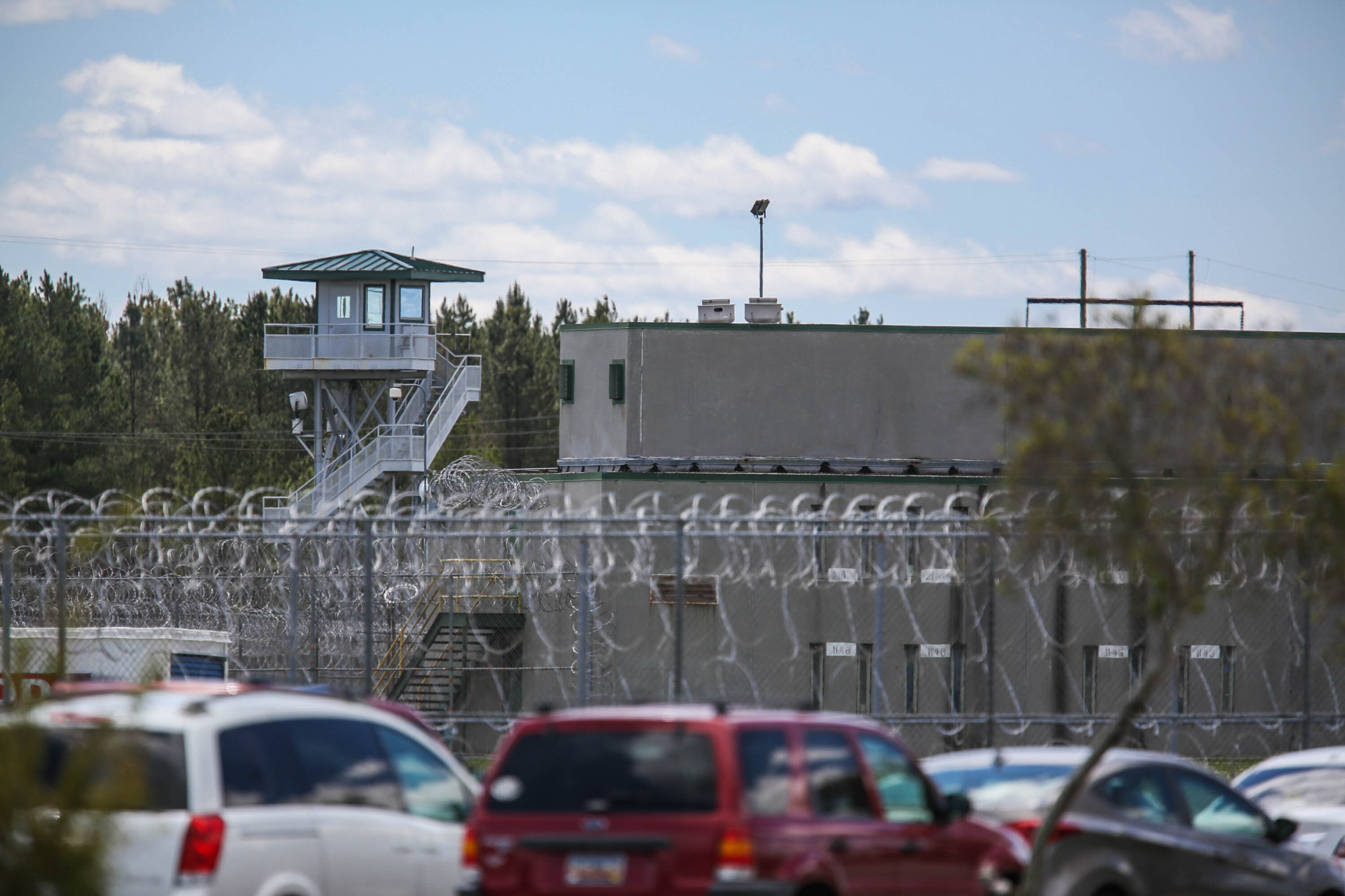 South Carolina Prison Riot Left 7 Inmates Dead; Bodies Stacked In ...