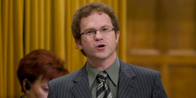 Liberal MP Scott Simms speaks in the House of Commons on Oct. 9, 2009.