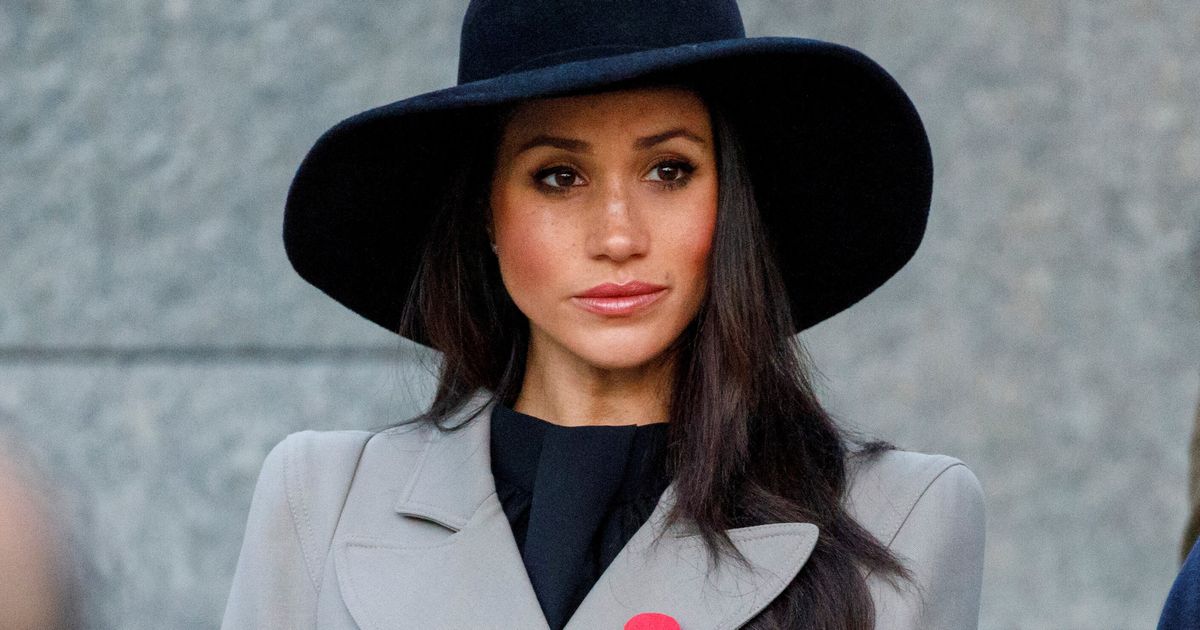 Meghan Markle Spotted Christmas Shopping in London - Meghan's Mirror