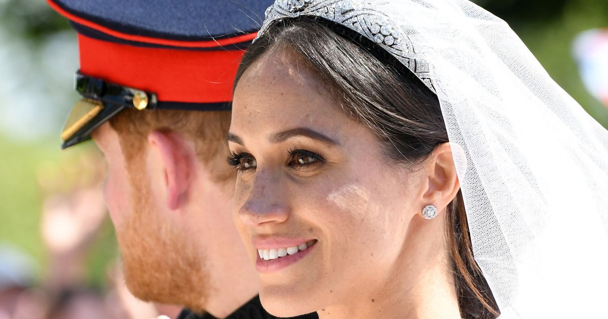 Meghan Markles Minimal Wedding Makeup Look Let Her Freckles