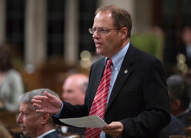 Liberal MP Kevin Lamoureux responds to a question during Question Period in the House of Commons in Ottawa on May 6, 2016.