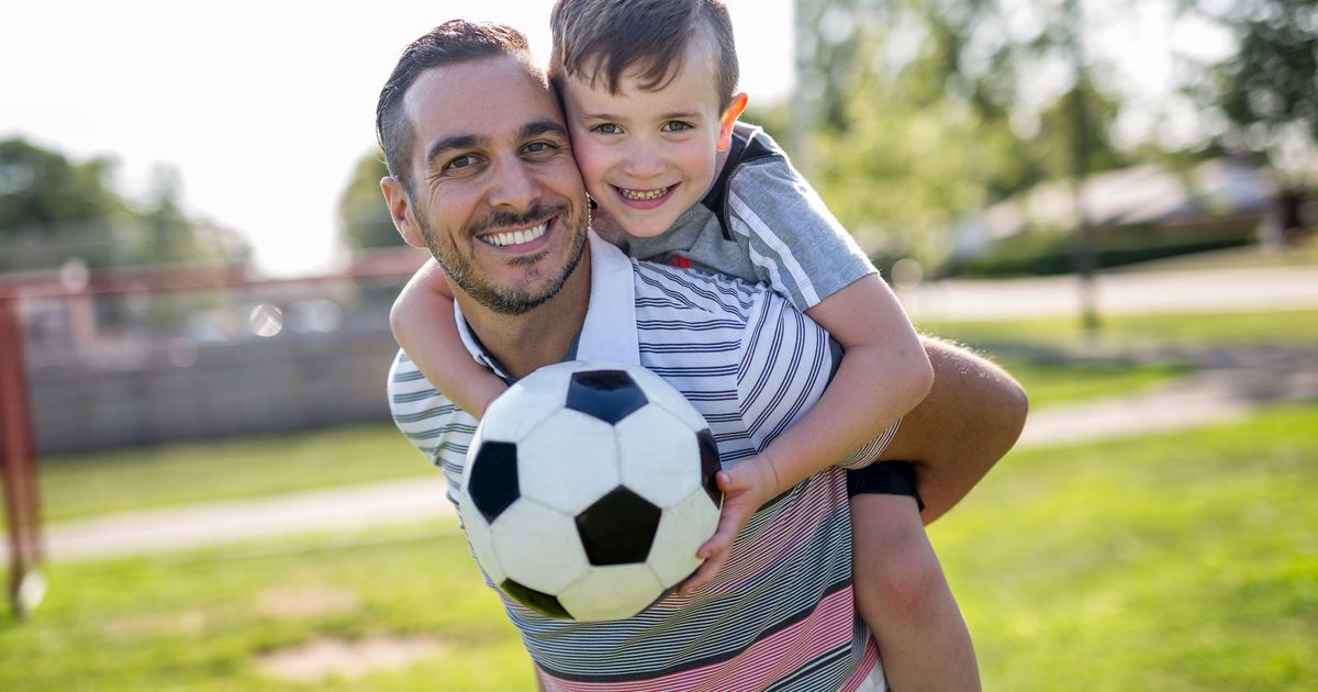 Single Dads Are Vulnerable To Mental Health Issues So What Can They Do If Theyre Struggling 