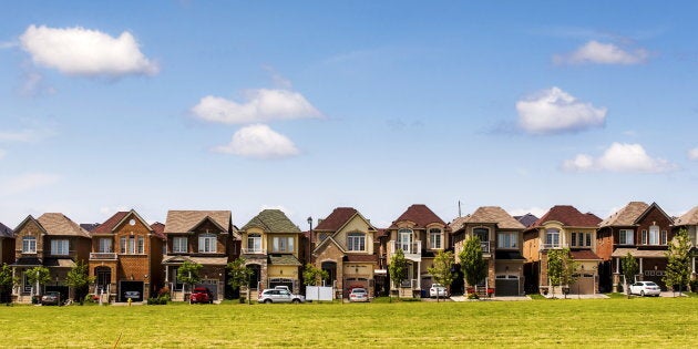 Houses in a neighbourhood in Vaughan, north of Toronto, June 29, 2015. More than a quarter of properties listed for sale in the Greater Toronto Area are advertised as being vacant, up 17 per cent year-over-year.