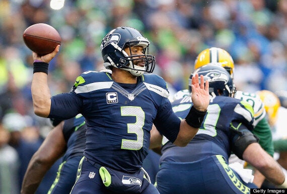 Super Bowl 2015: Seahawks Super-Fan Decks Out Home, Proposes to Girlfriend  - ABC News