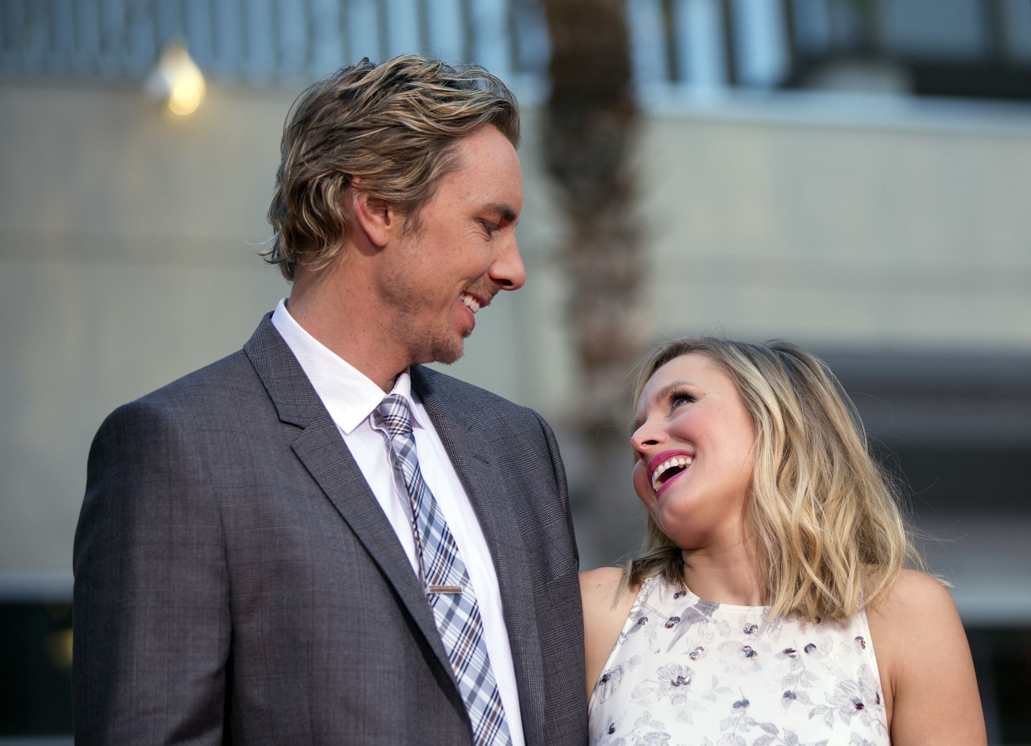 Kristen Bell Wrote The Sweetest Tribute For Dax Shepard's Sober ...