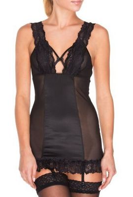 Amorous Lace Underwire Chemise in Black