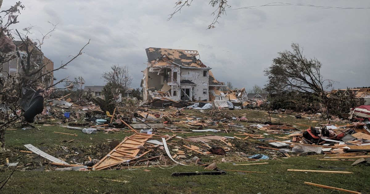 Ottawa-Gatineau Tornado Has Residents Banding Together To Help ...