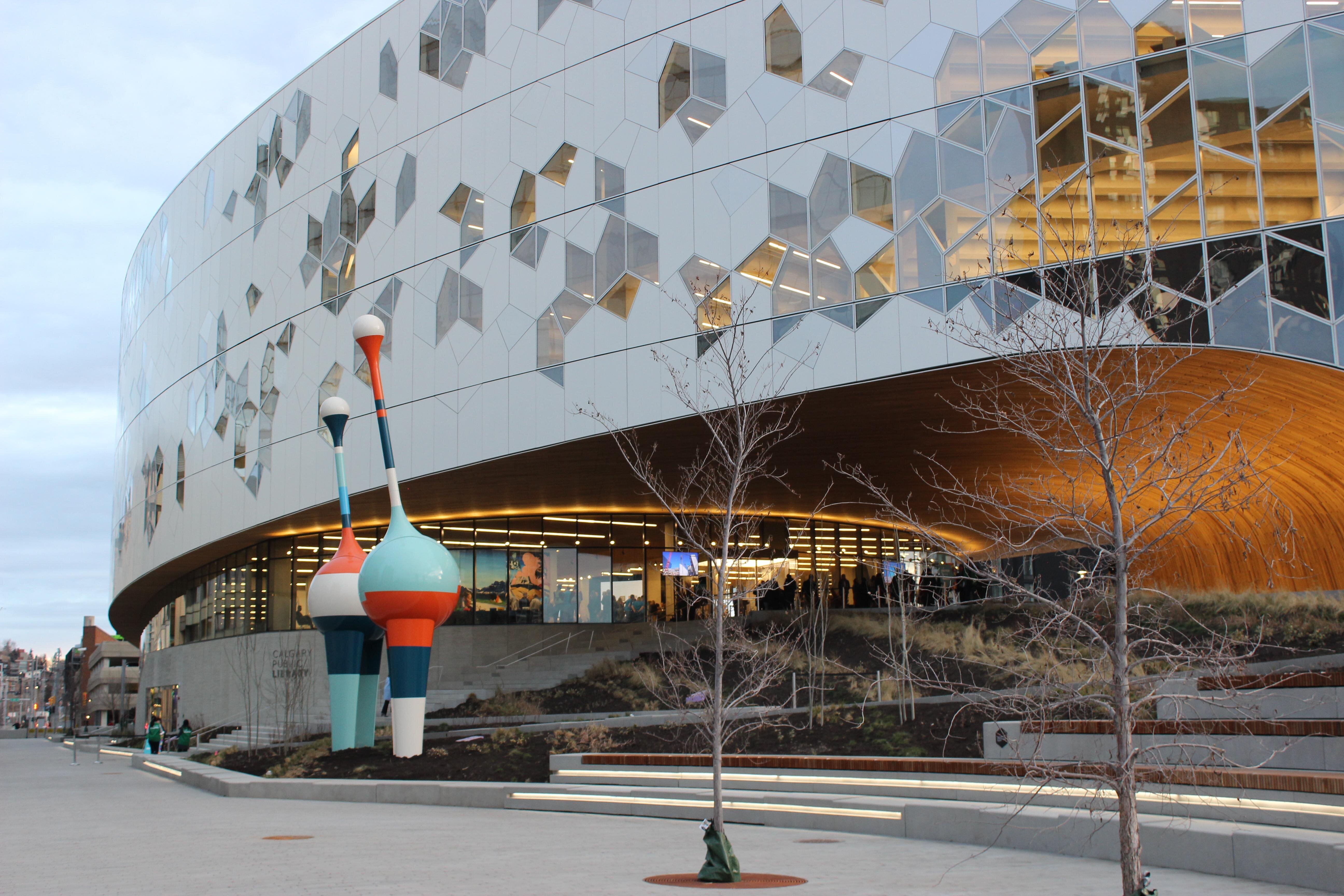 Calgary's New Central Library Is A Stunning Work Of Art | HuffPost News